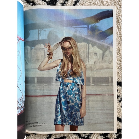 Vintage Lily Collins Cover - LA Times Magazine - The Fashion Issue March 2012 - Picture 5 of 13